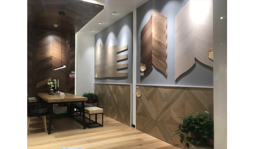 180㎡門店實(shí)景展示1