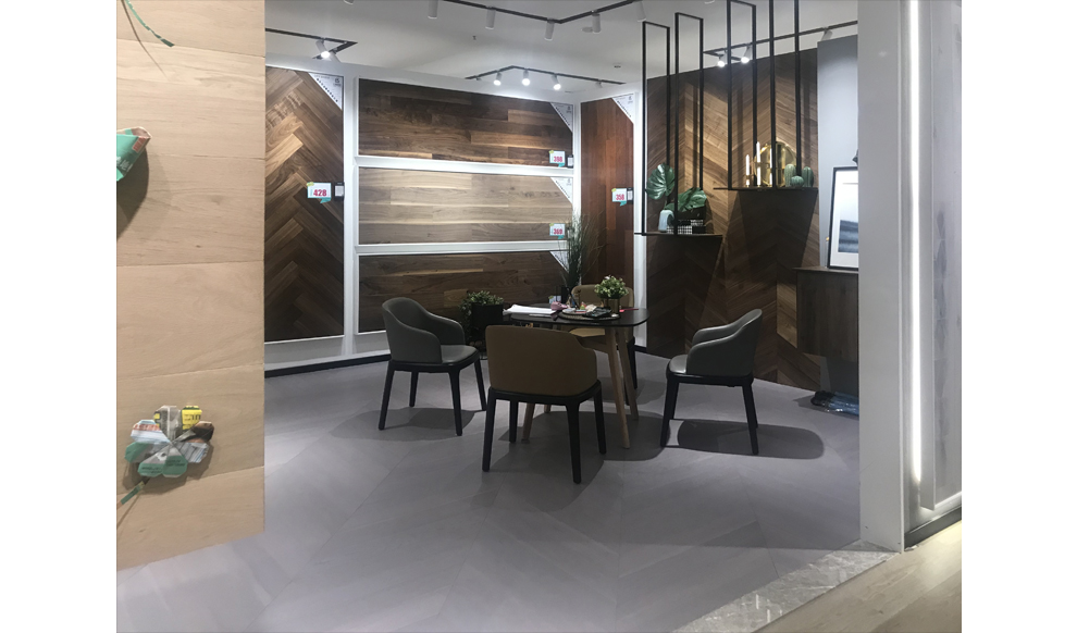 260㎡門(mén)店實(shí)景展示